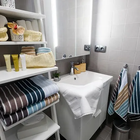 Bastova, Stela & Mia Apartmán *