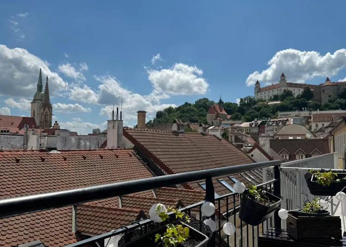 Bastova, Stela & Mia *