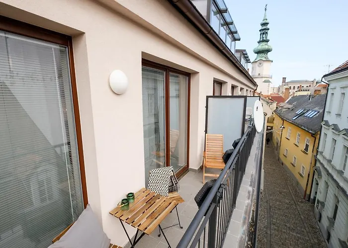 Bastova, Stela & Mia Apartmán Bratislava