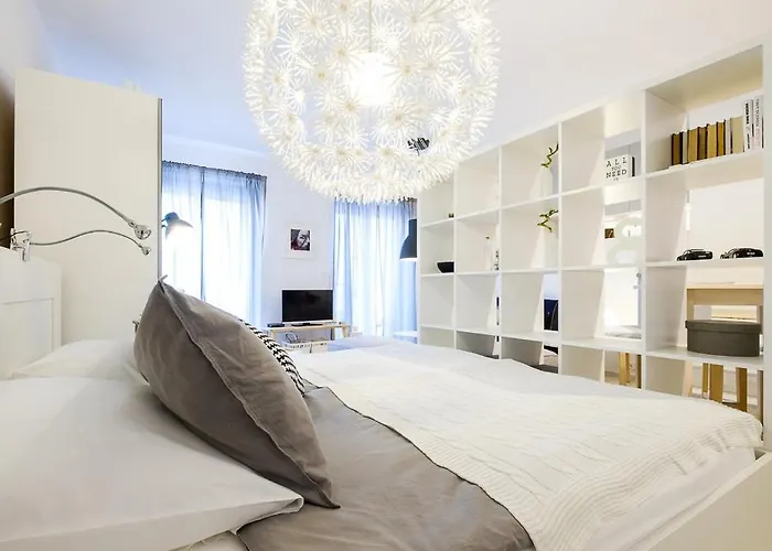 Bastova, Stela & Mia * 布拉迪斯拉发