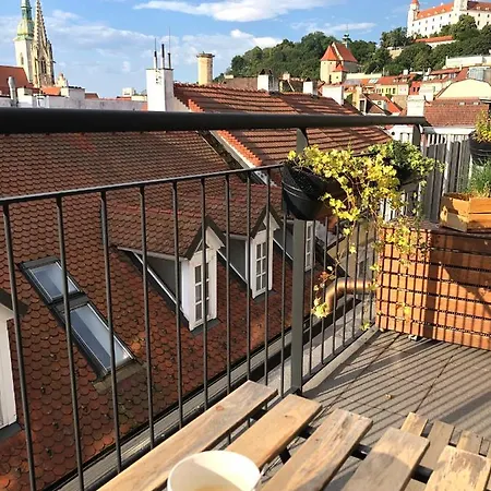 Apartment Bastova, Stela & Mia Pressburg