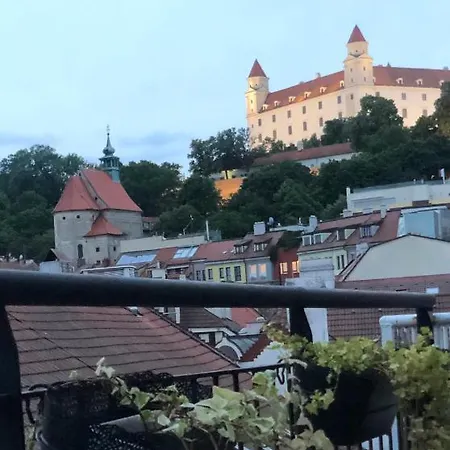 Apartment Bastova, Stela & Mia *