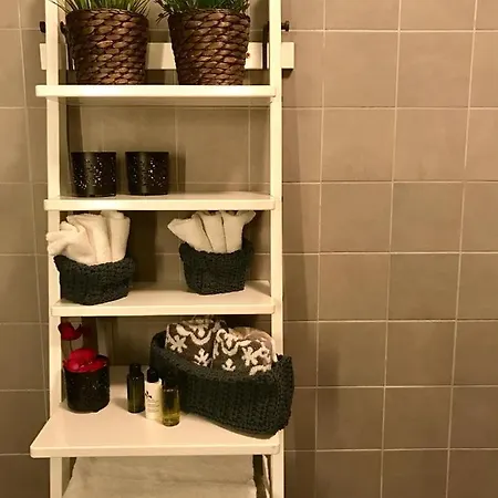 Bastova, Stela & Mia Pressburg